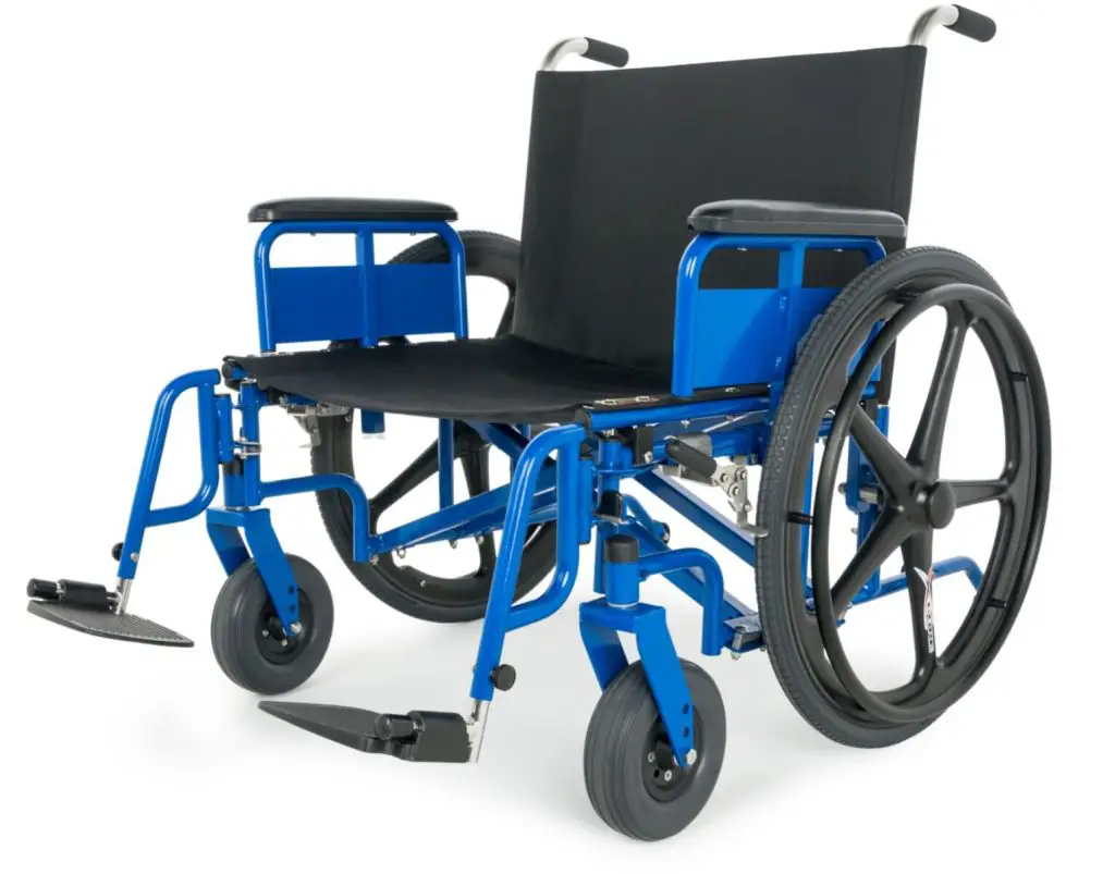 what is considered a bariatric wheelchair