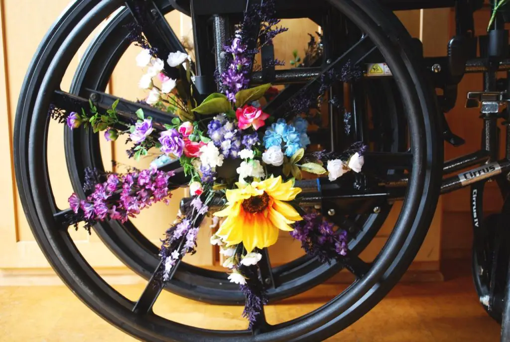 diy wheelchair decorations